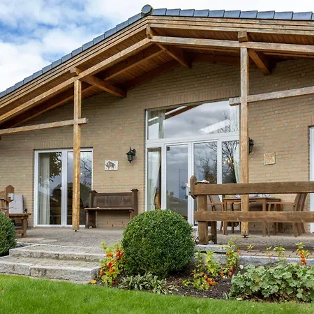 Haus Meerzeit 펜션 *